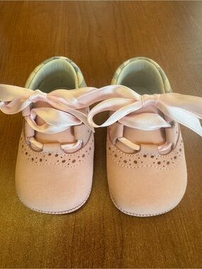 Burberry Baby Pink Lace-Up Brogue Walker Shoes